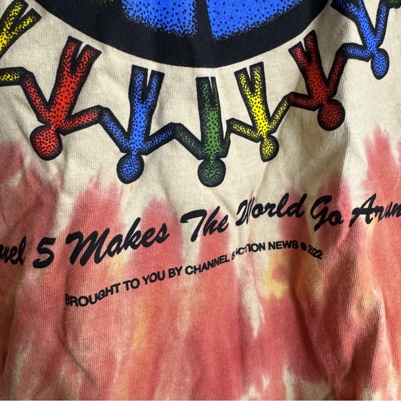 Channel 5 Makes The World Go Around Vintage Tie Dye Shirt Size Large - Picture 3 of 7